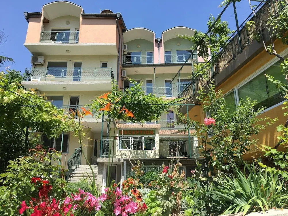 Royal Hostel Golden Sands
