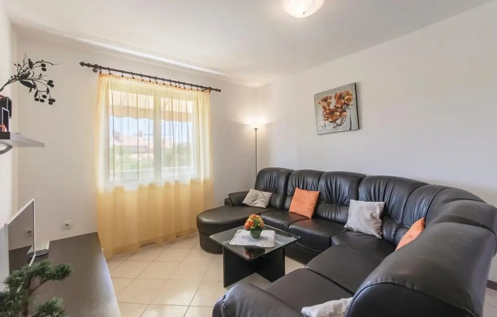 Stunning Home In Pula