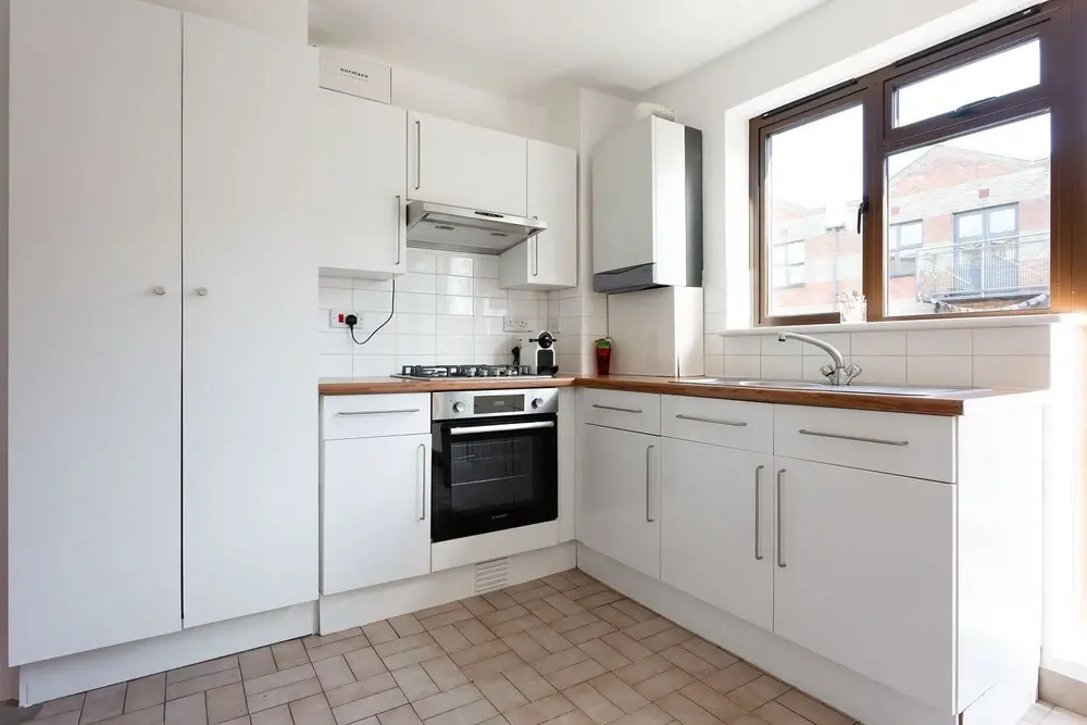 2 Bedroom Split Level Flat In The Heart Of Camden