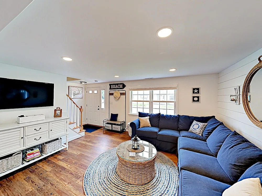 23 Falmouth - 3 Br Duplex