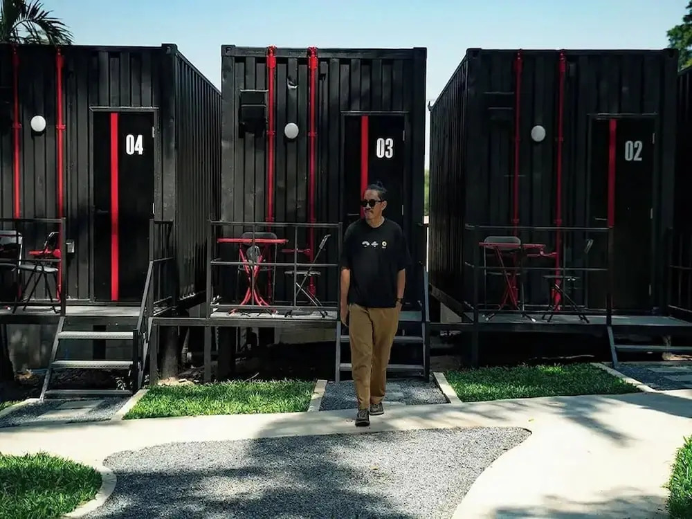 Nomads Homestay Sriracha