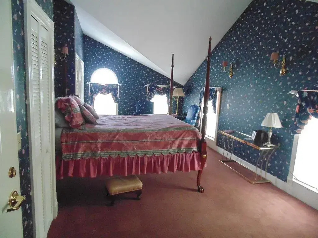 William Seaward Inn
