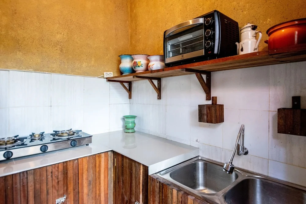 TwoSpaces Living at Wave And Chill House, Canggu