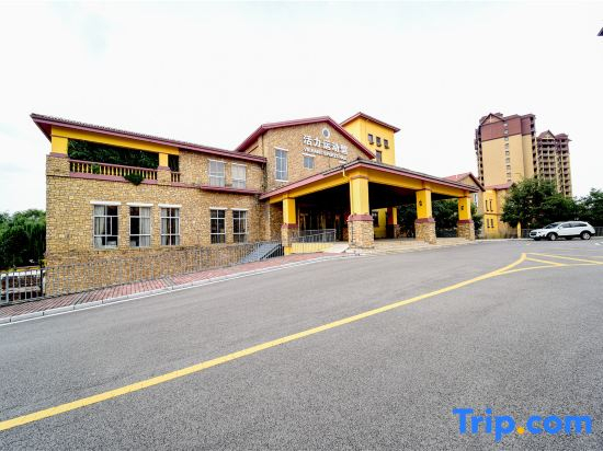 Songming Yujian Resort Hotel