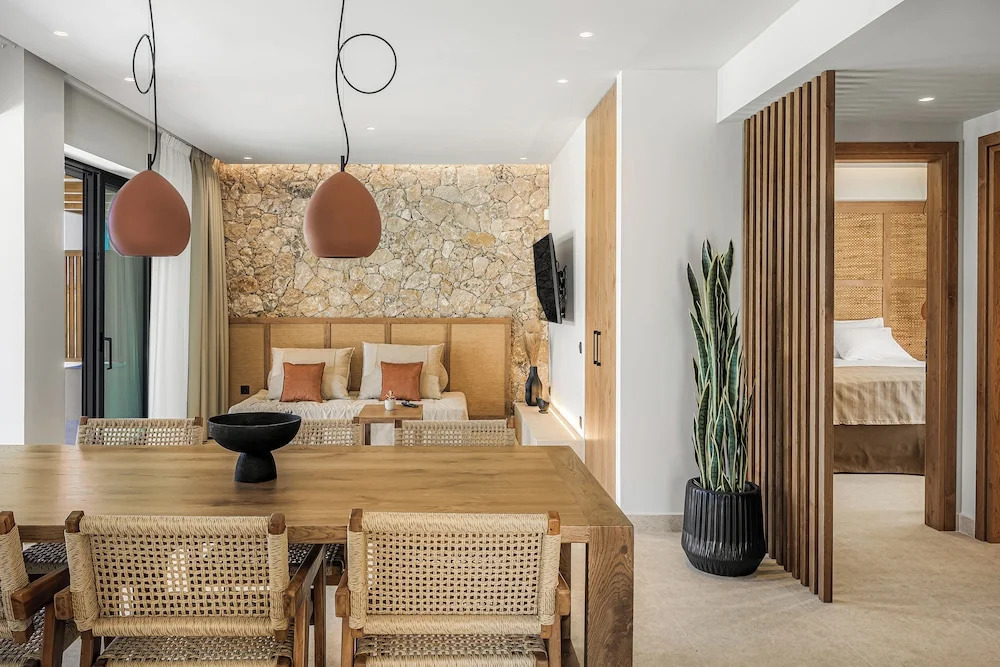 Lakka Suites