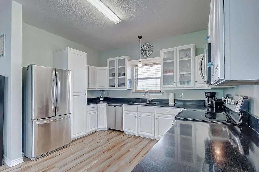 A Son Of A Sol 3 Bedroom Home