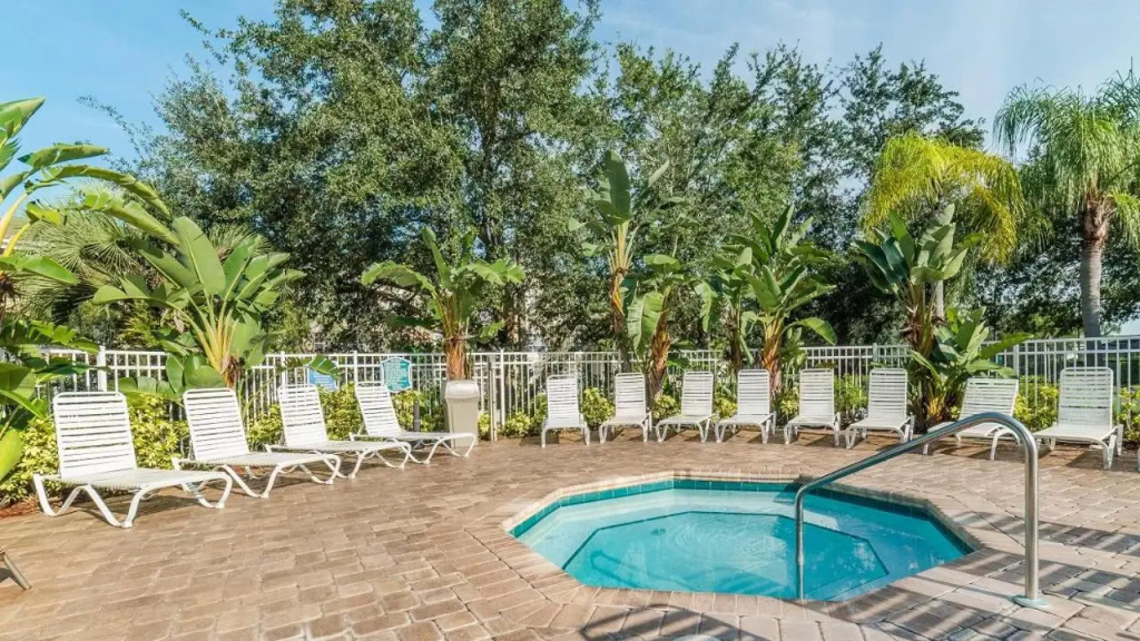 Fan Palm Villa 8150
