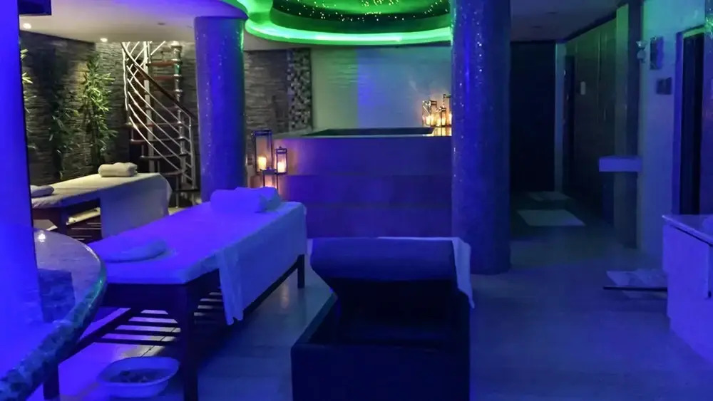 Luxury 4-bedroom Villa in Mactan, Cebu