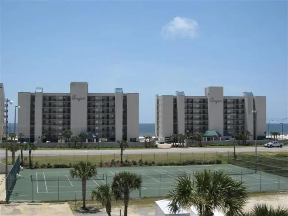 Wind Drift 208 - 2 Br condo by RedAwning