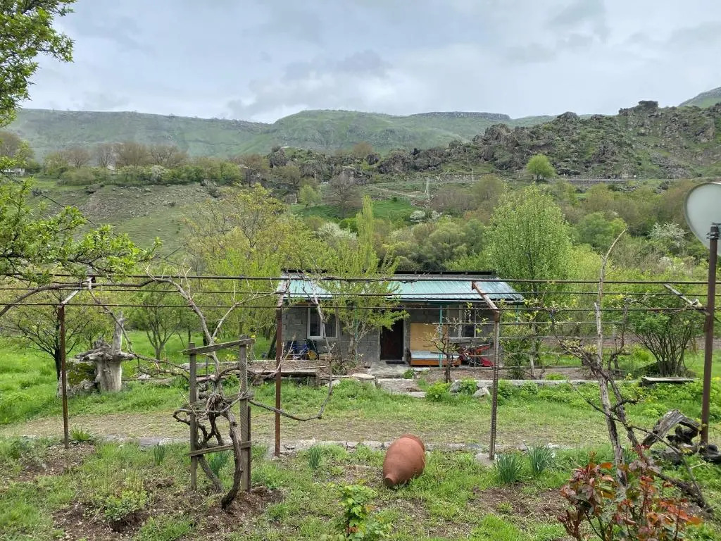 Tirebi Farmhouse