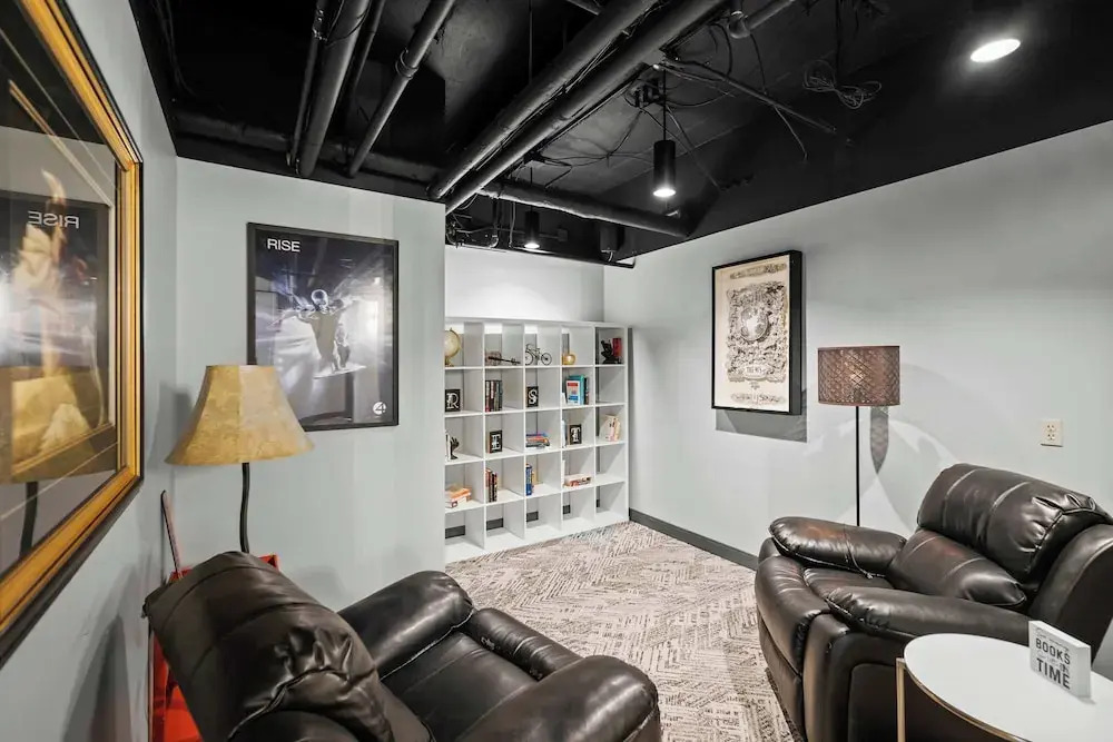 The 333 Suites 203 - Stay for 6