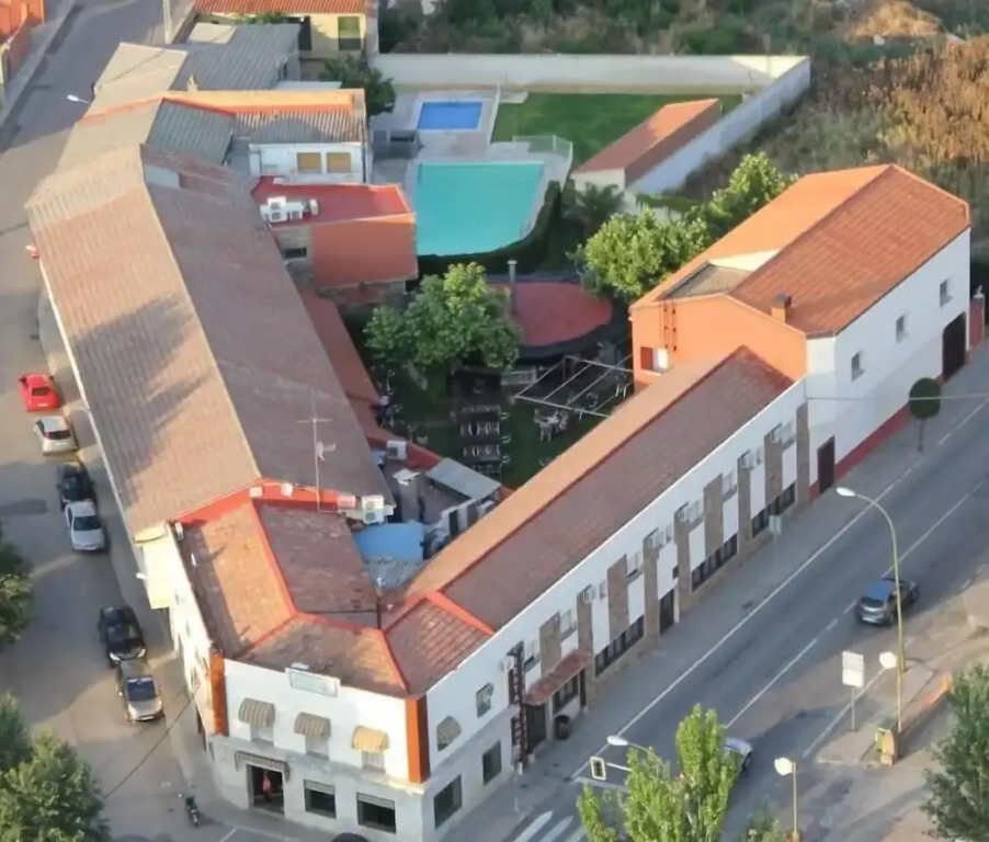 Cuatro Caminos