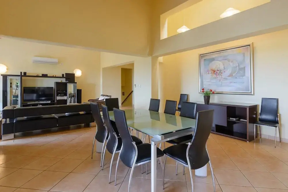 San Lameer Villa Rentals Three Bedroom Luxury 13908