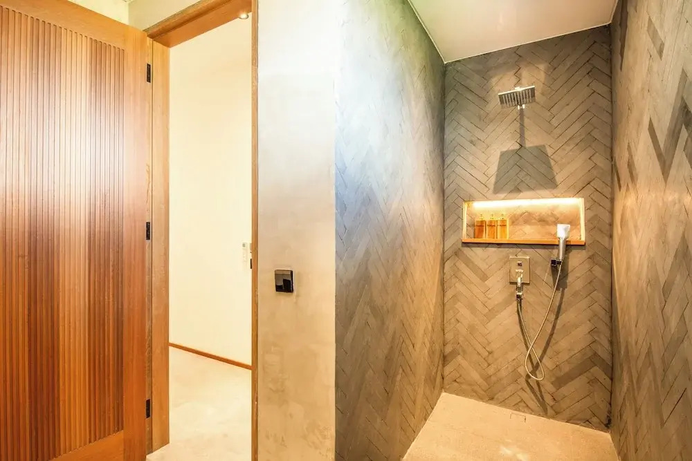 Coastal Charm: 4BR New Villa, Canggu Beach 200m