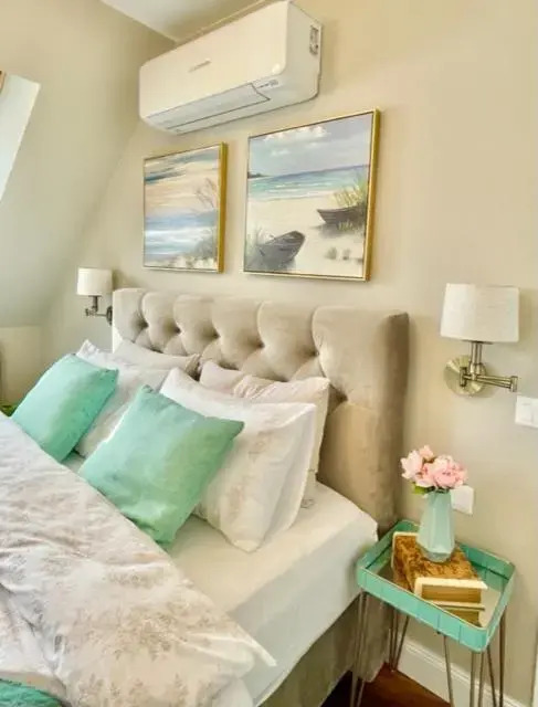 Executive 2 Bedroom Apartment + Parking