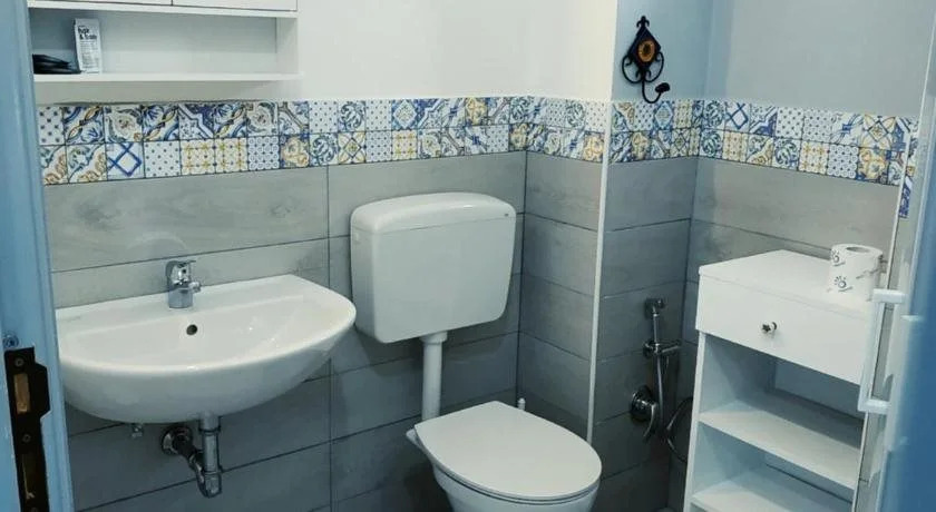 Lo Nardo Maria Rooms