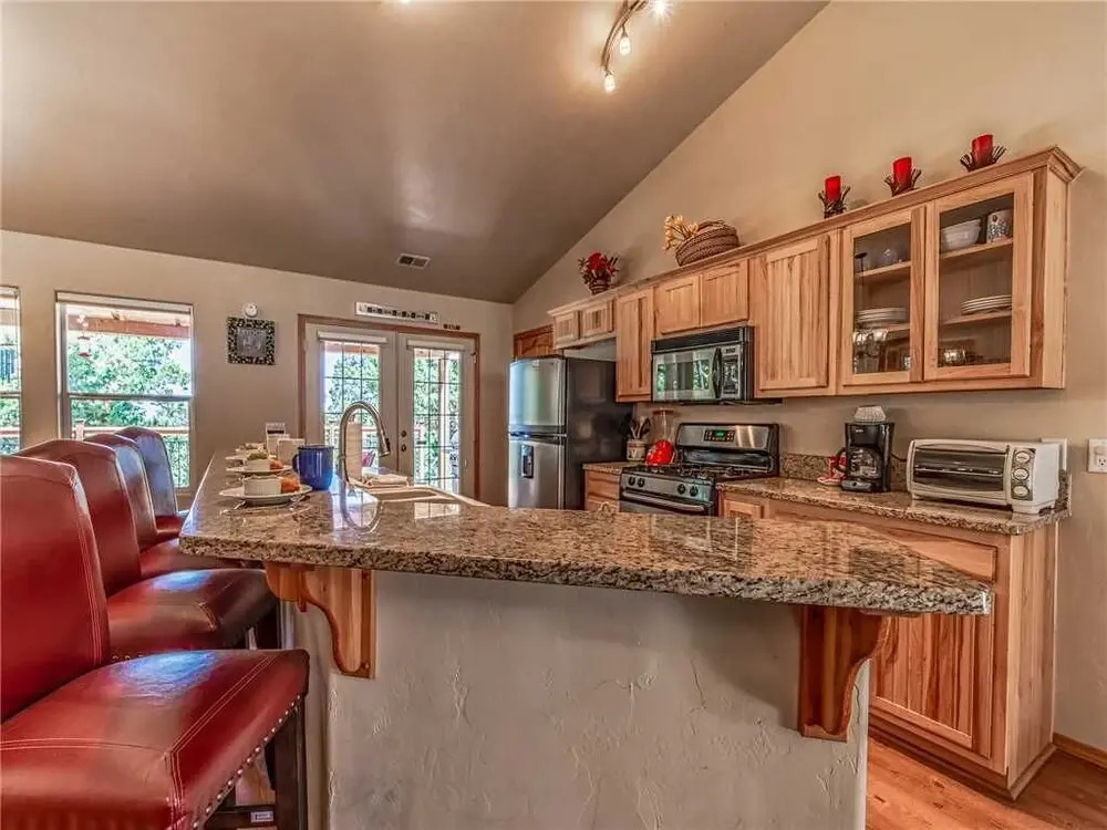 Deer Meadows, 3 Bedrooms, Wifi, Sleeps 8, Gas Grill, Hot Tub