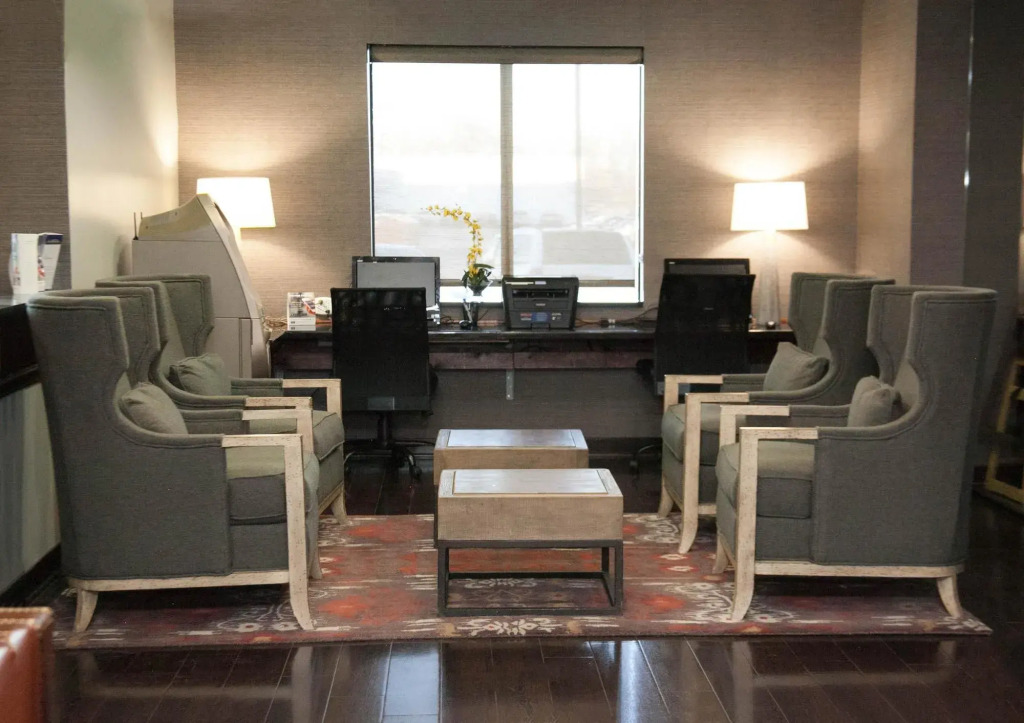 Best Western Plus Olathe Hotel