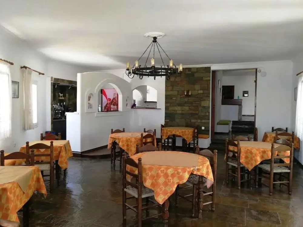 Asterias Hotel - Seafront