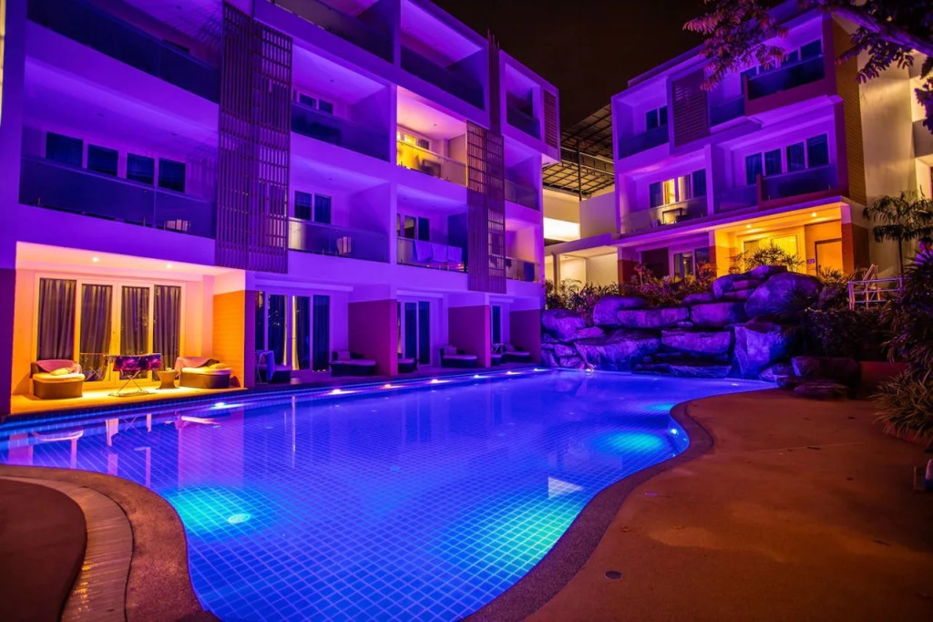 The L Resort