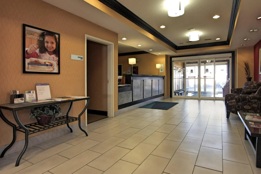 Holiday Inn Express Hotel & Suites Defiance by IHG