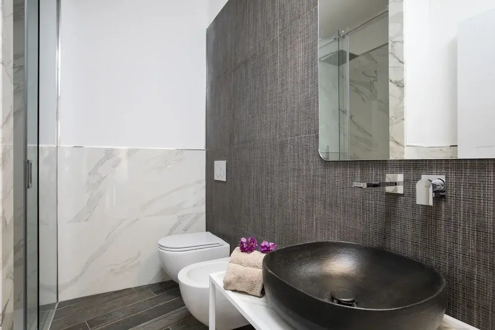 Vista Suites - Piazza Yenne