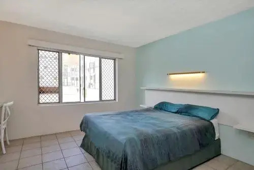 Beachcomber Unit 4,- Beachside Unit -