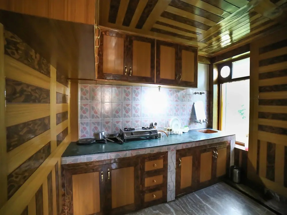 OYO 16368 Home Apple View Premium Studio Shanag