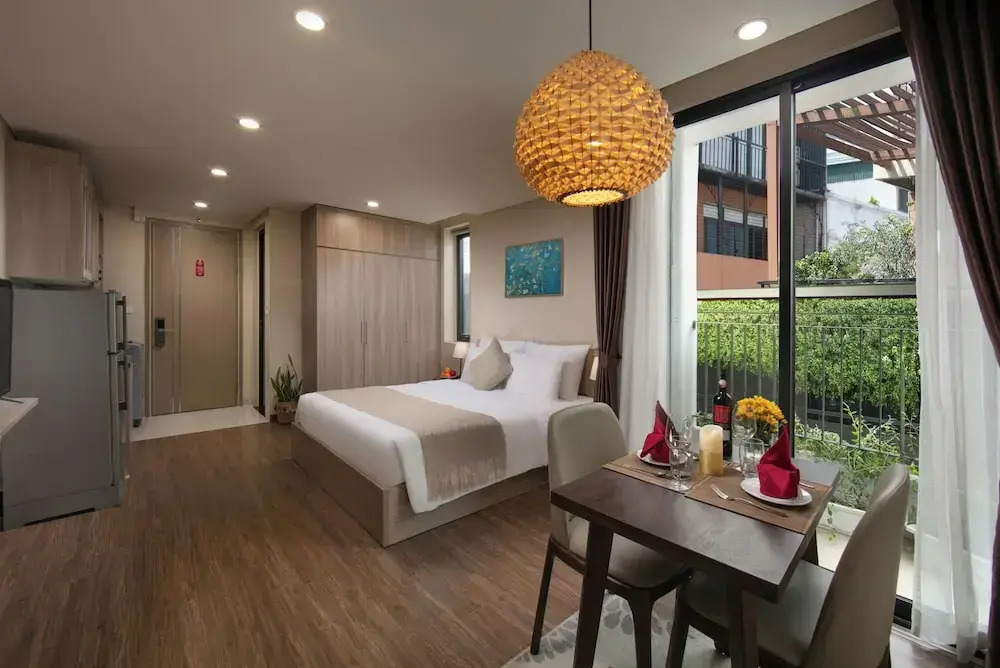 HB Serviced Apartment - Lạc Long Quân