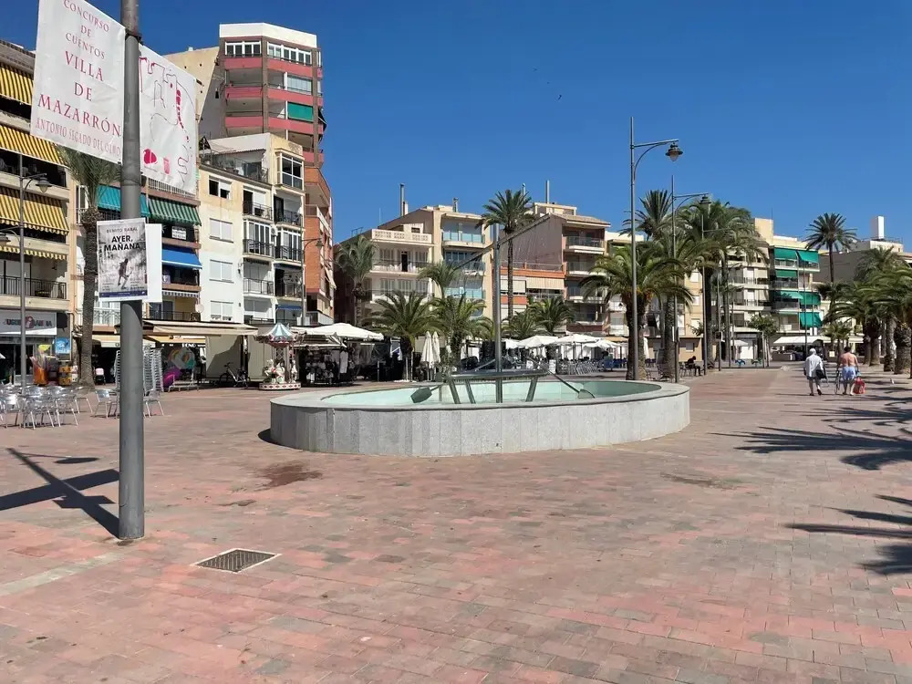 Sunny Seaside Retreat in Puerto De Mazarron