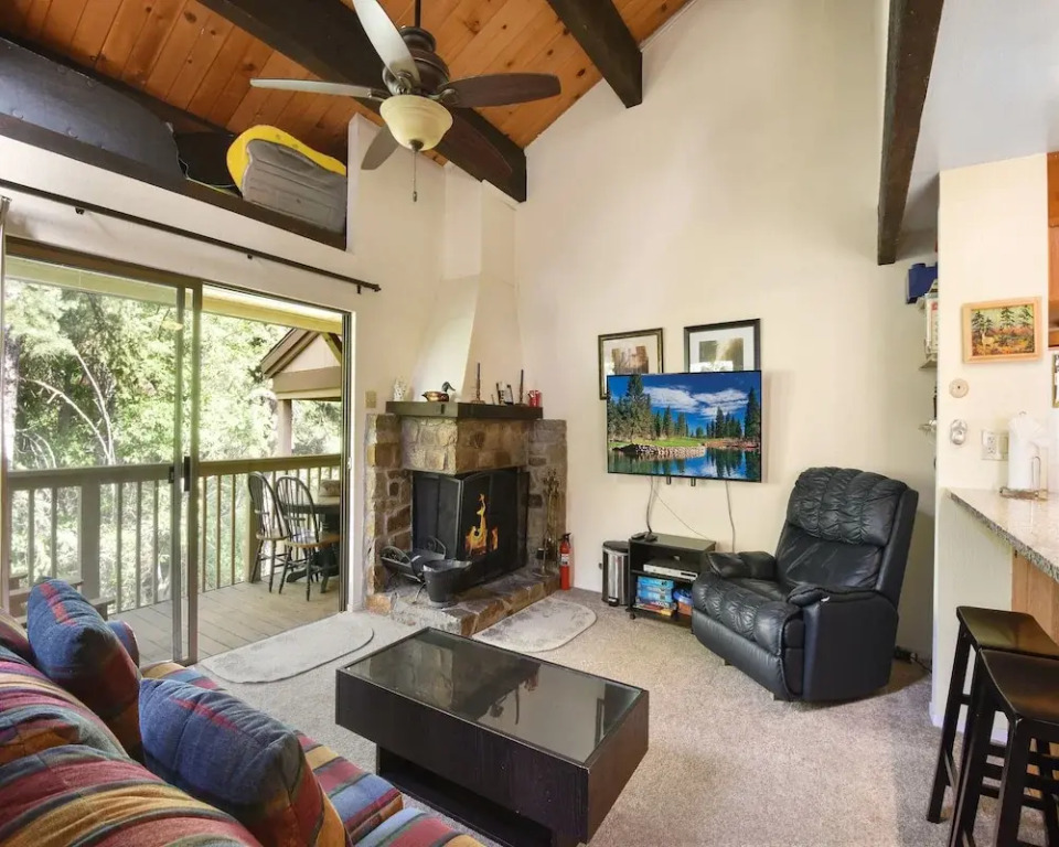 Kingswood Village 60