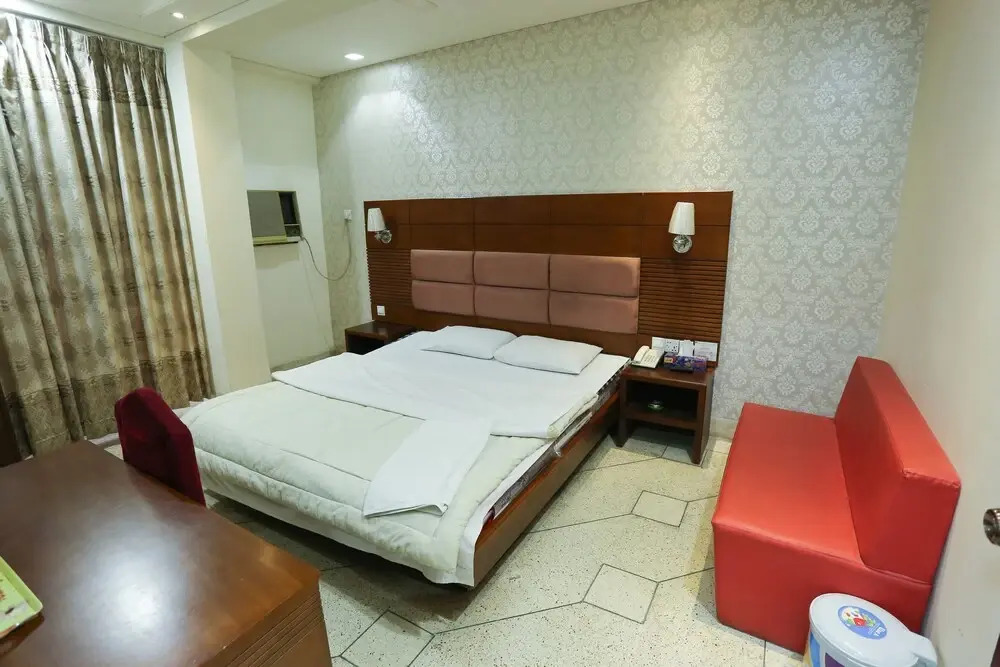 Sylcom Hotel Limited