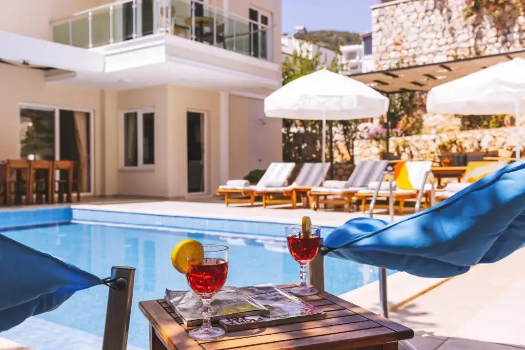 VILLA MYSTIC 5br/6bth Prvt Pool-Garden & Sea Views
