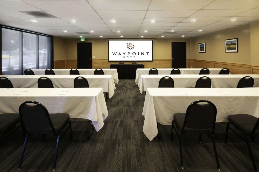 Waypoint Hotel