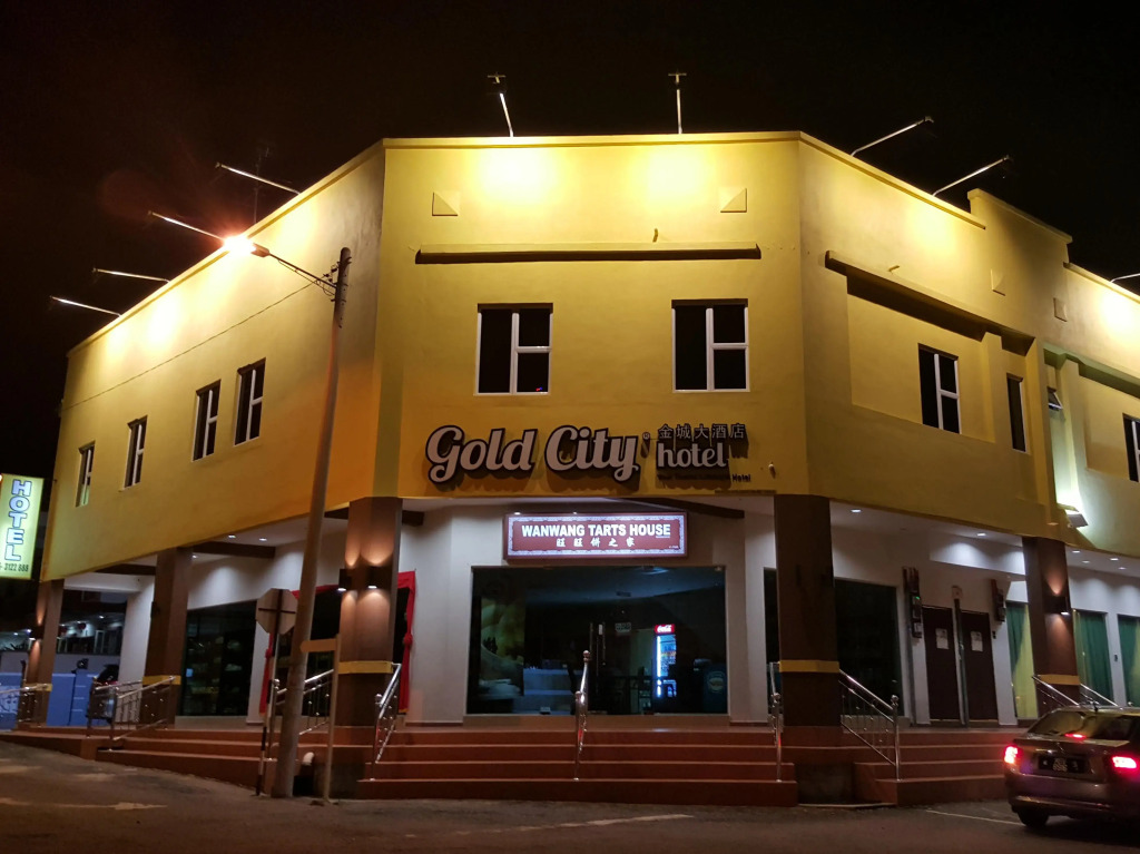 Gold City Hotel