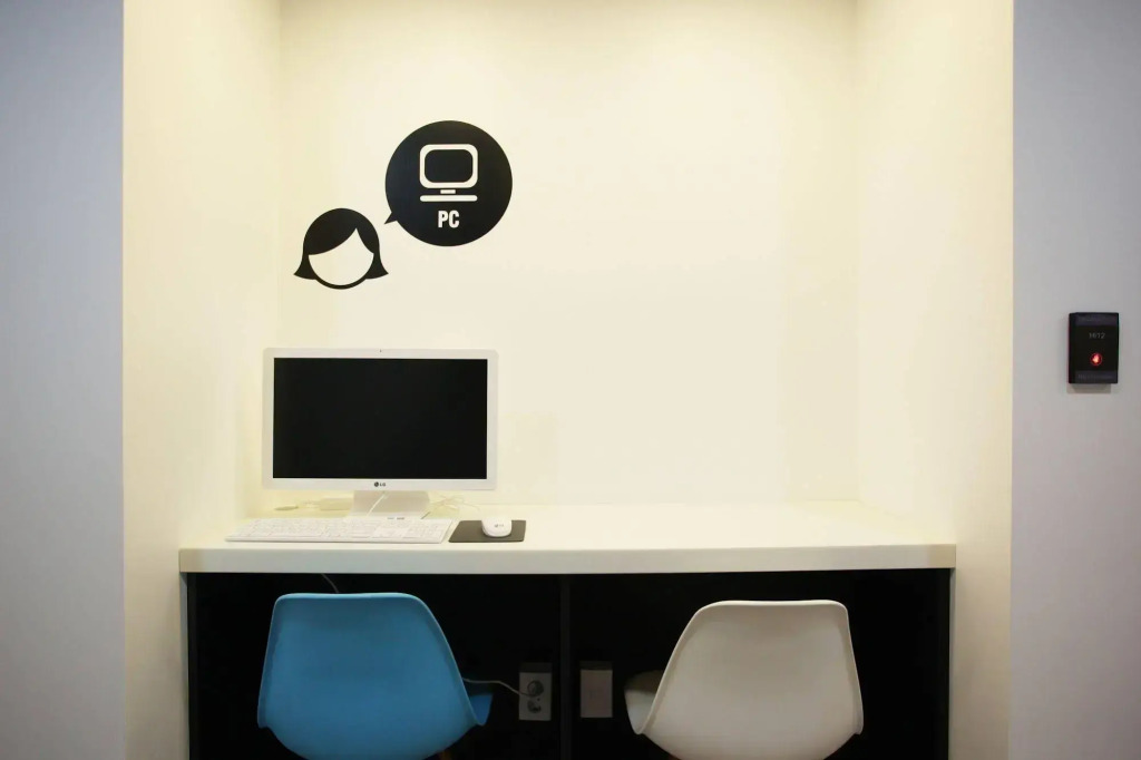 Ekonomy Hotel Myeongdong Central
