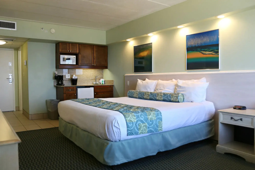 The Schooner Inn