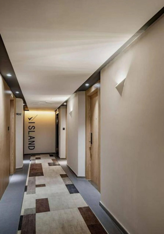 Island Hotel