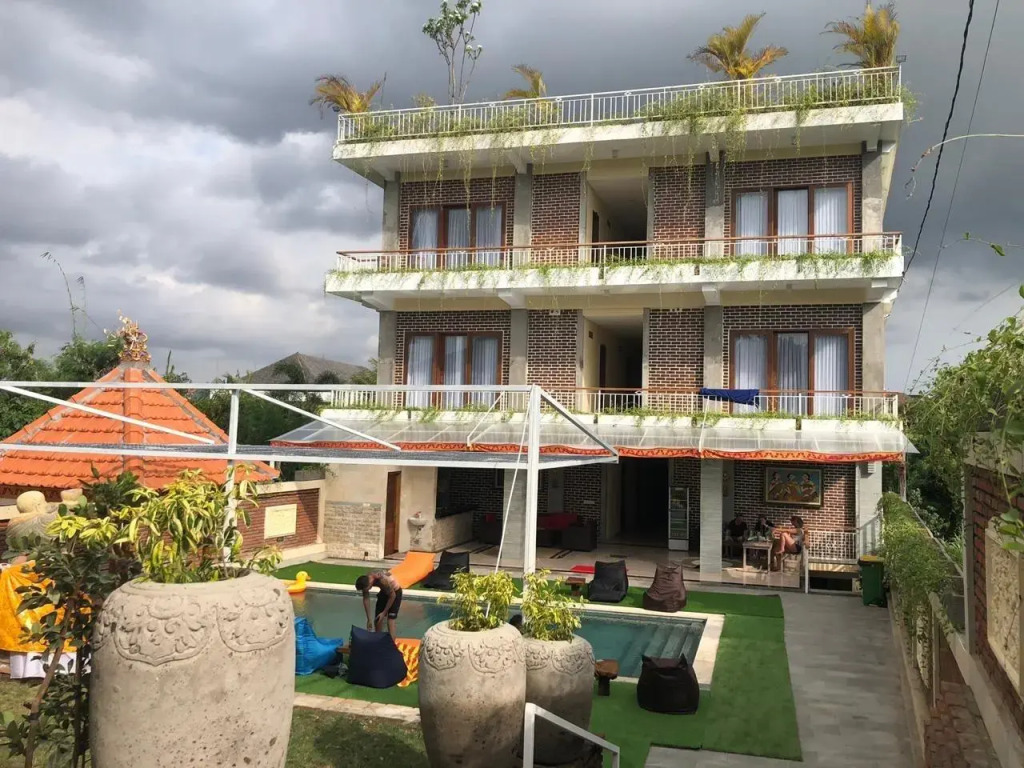 Okas Guest House Canggu