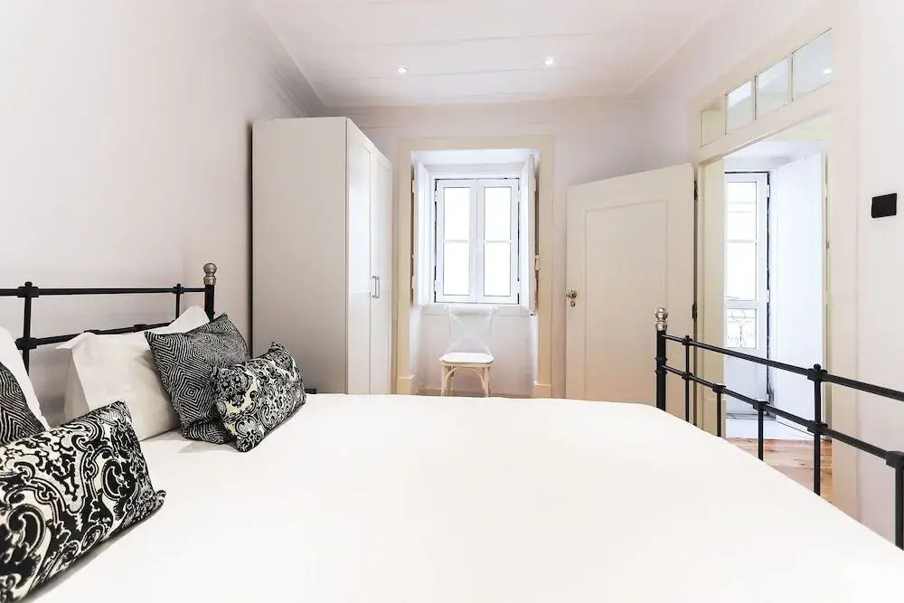 Downtown Stylish by Homing