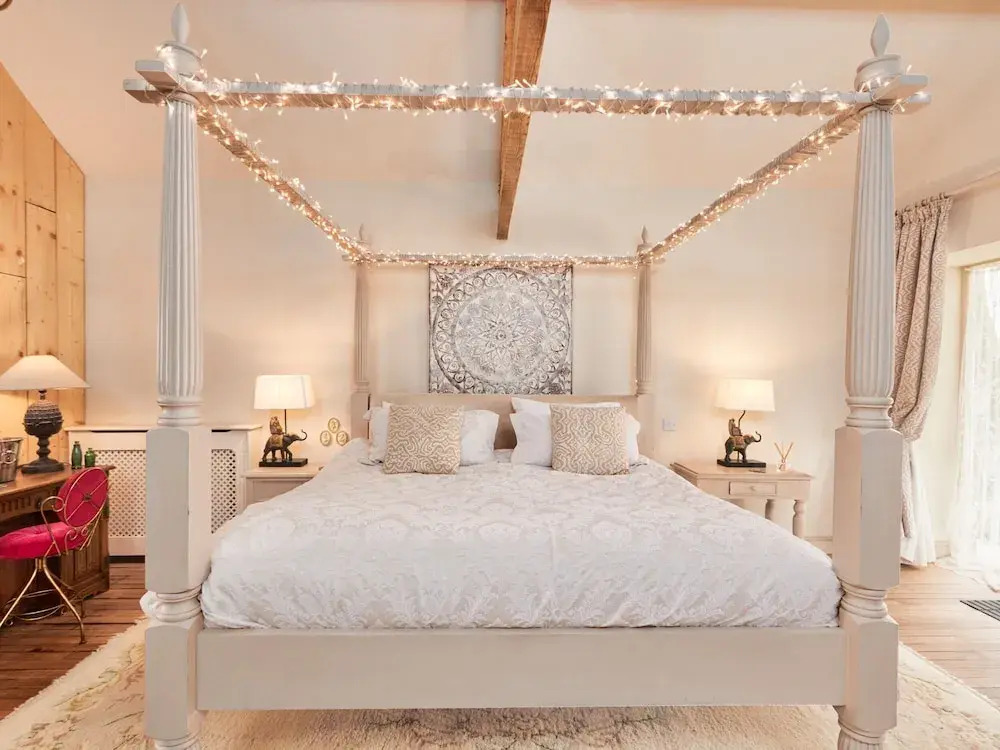 Love Nest