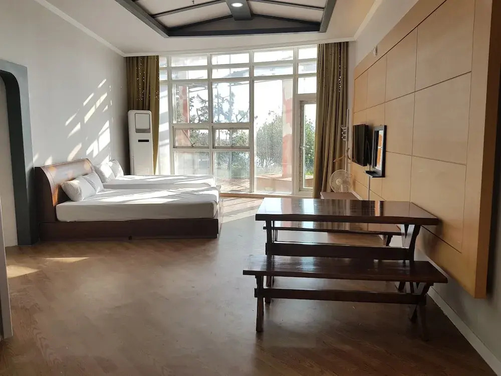Haegeumgang Voyage Pension