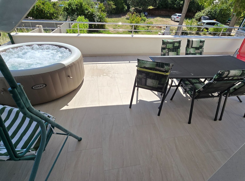 Luxury Apartment Ani II