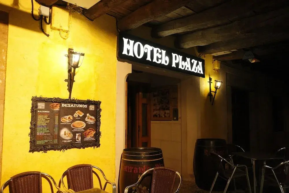 Hotel plaza