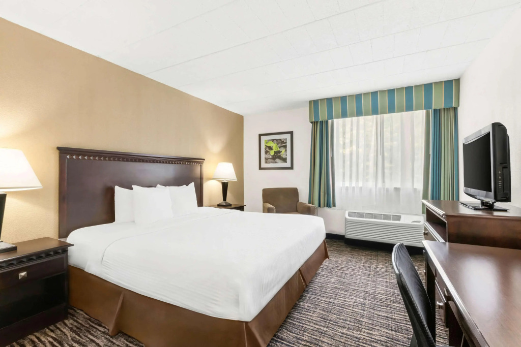 Best Western Hazlet Inn