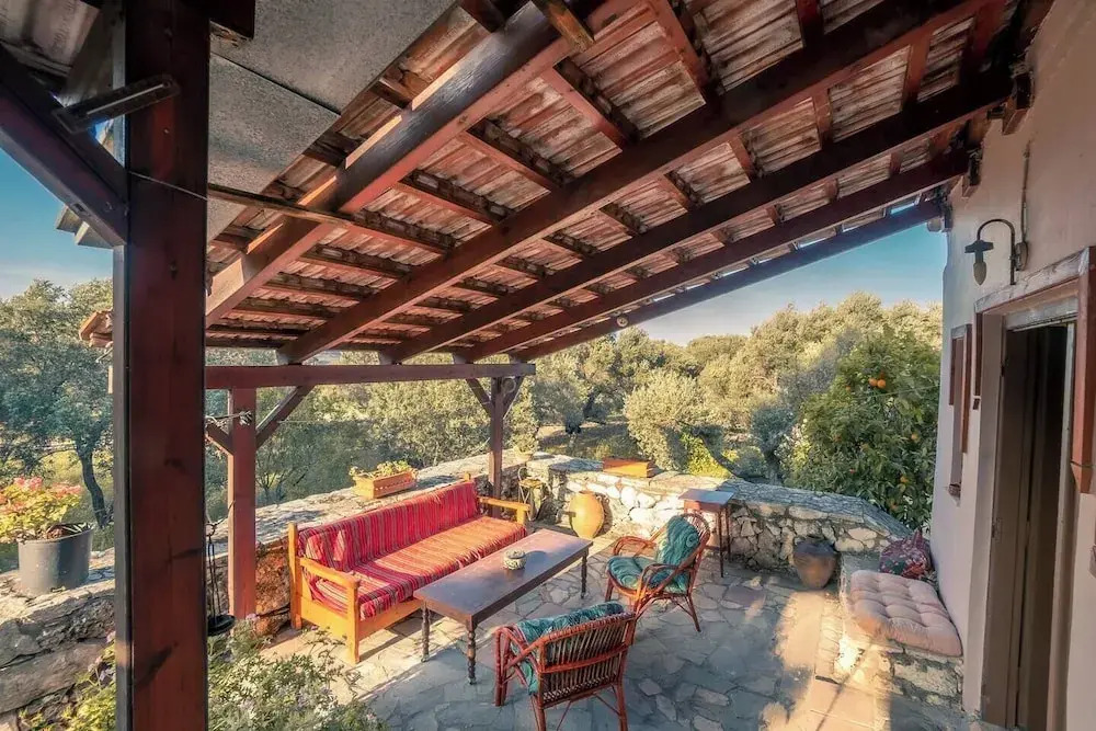 Rustic Retreat - Private Pool in Nature s Embrace