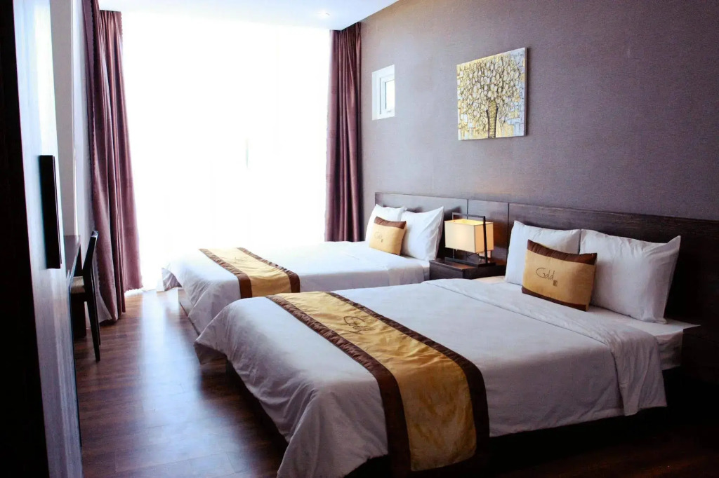 Gold Hotel II