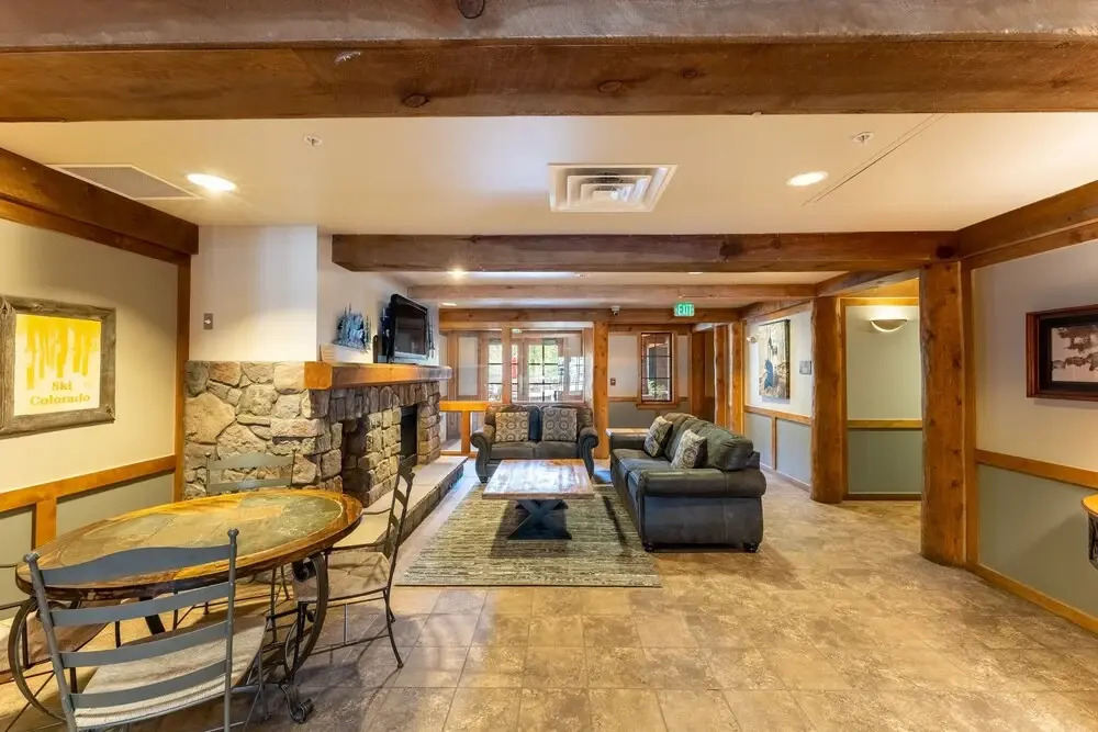 Dakota Lodge