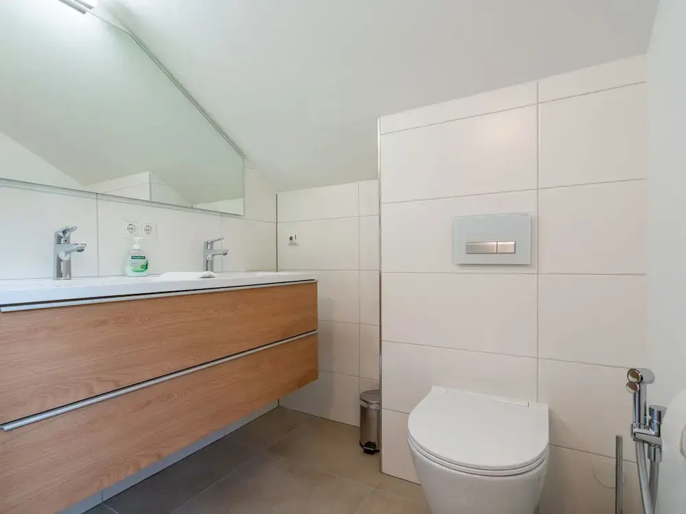Spacious Chalet in Zell am See Near the Lake