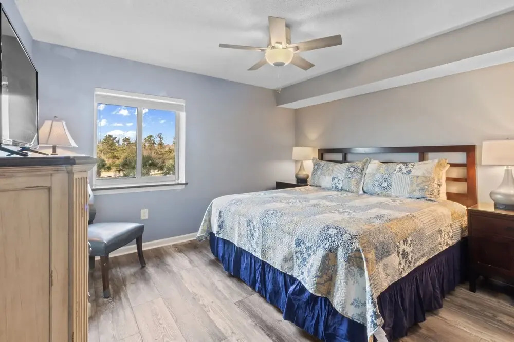 Yacht Club Villas #2-301